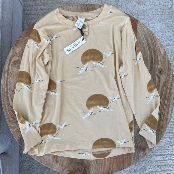 kate quinn Other - Kate Quinn The Woods long sleeve essential button boxy tee crane beechwood modal